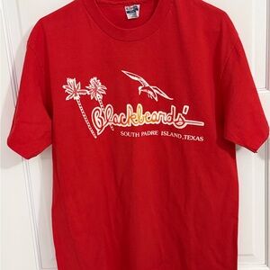 Vintage Men’s Red Blackbeard's South Padre T-shirt in size Large